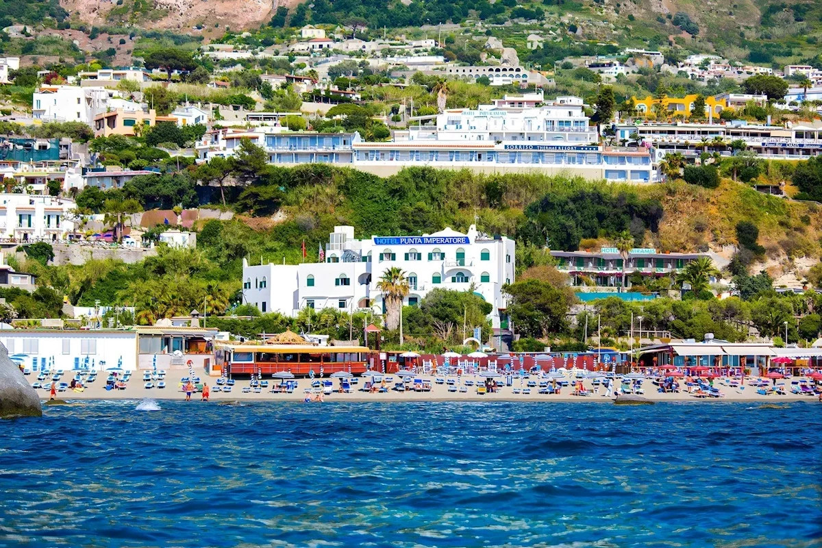 Hotel Punta Imeratore 4*