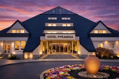 Hotel Pyramida
